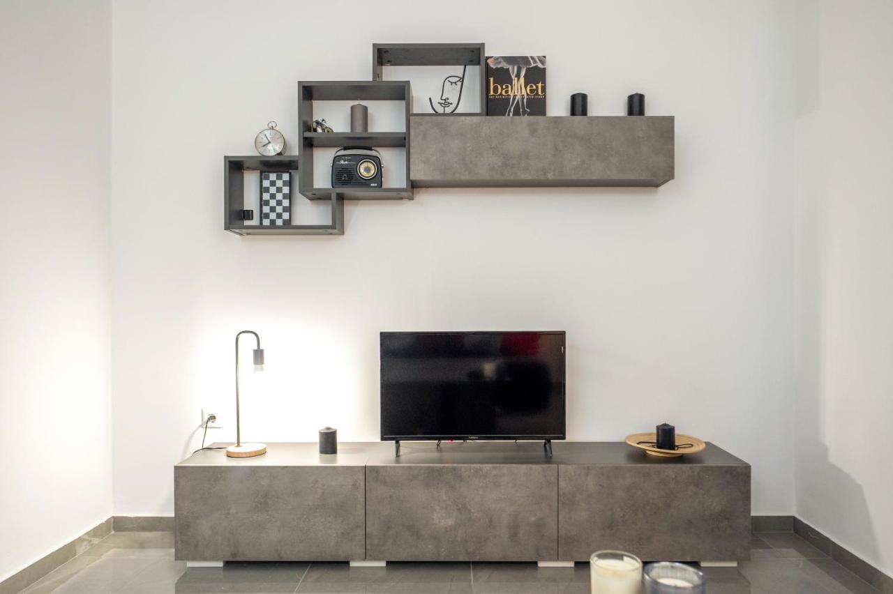 Апартаменты Minimalistic! Афины Экстерьер фото